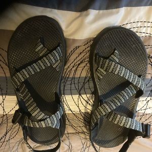 EUC, Men’s black/gray Chaco’s, wore a few times